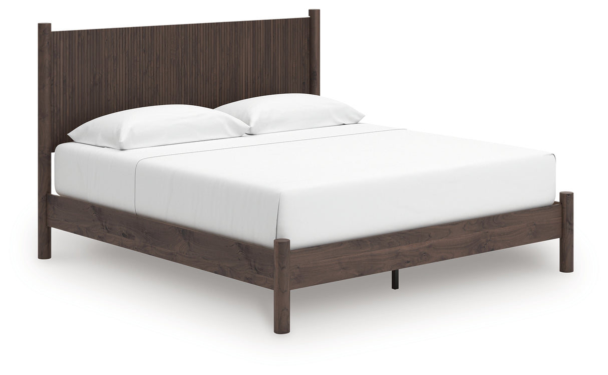 Pamytta Queen Panel Platform Bed (Bed Size: King)