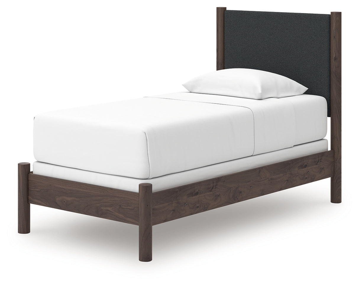 Pamytta Queen Upholstered Panel Bed (Bed Size: Twin)