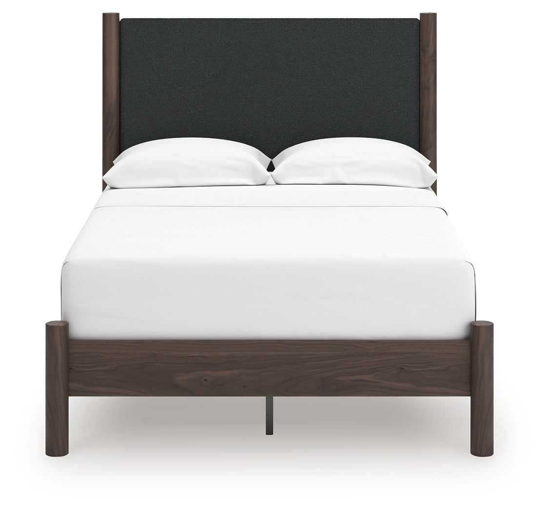 Pamytta Queen Upholstered Panel Platform Bed (Bed Size: Full)
