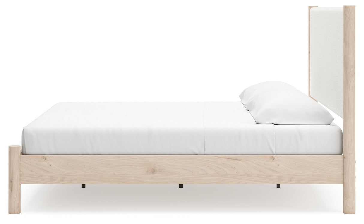 Cadmori Queen Upholstered Panel Bed (Bed Size: King)