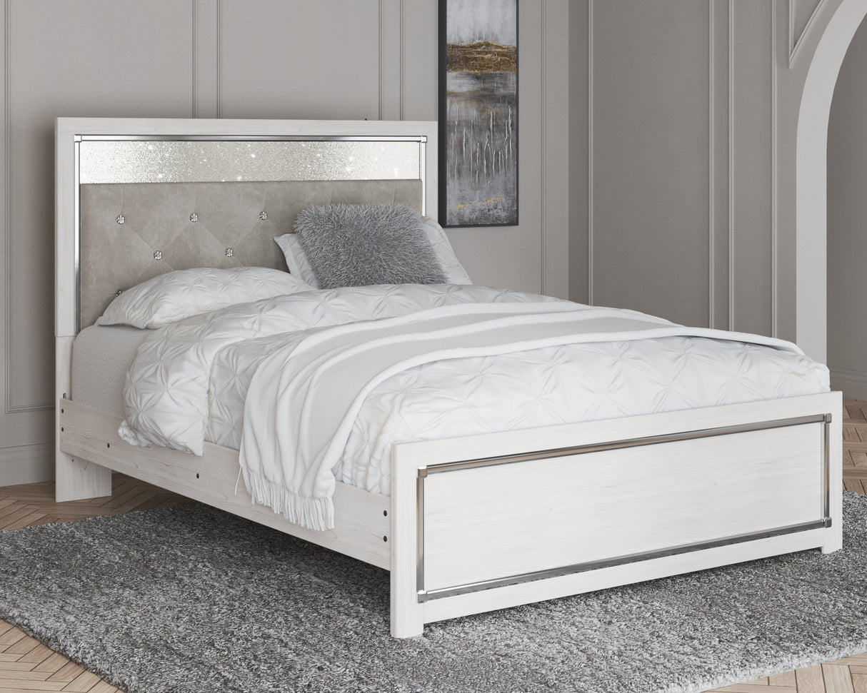 Altyra Queen Panel Bed (Bed Size: Queen)
