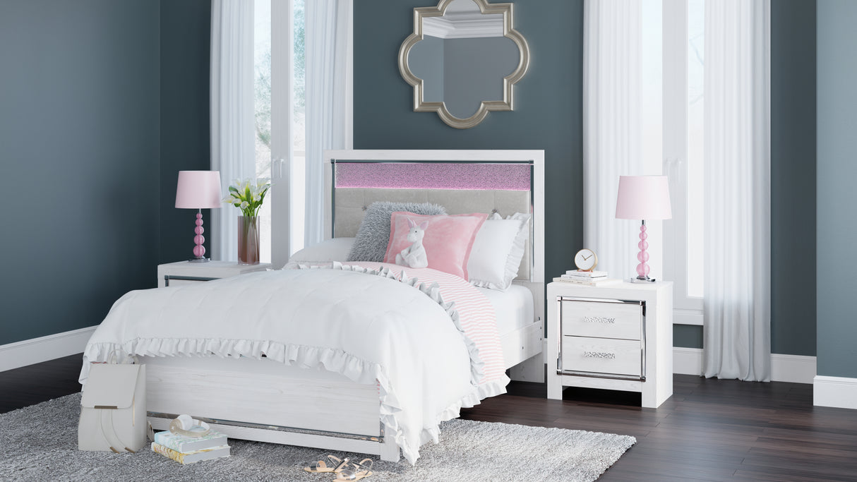 Altyra Queen Panel Bed (Bed Size: Full)