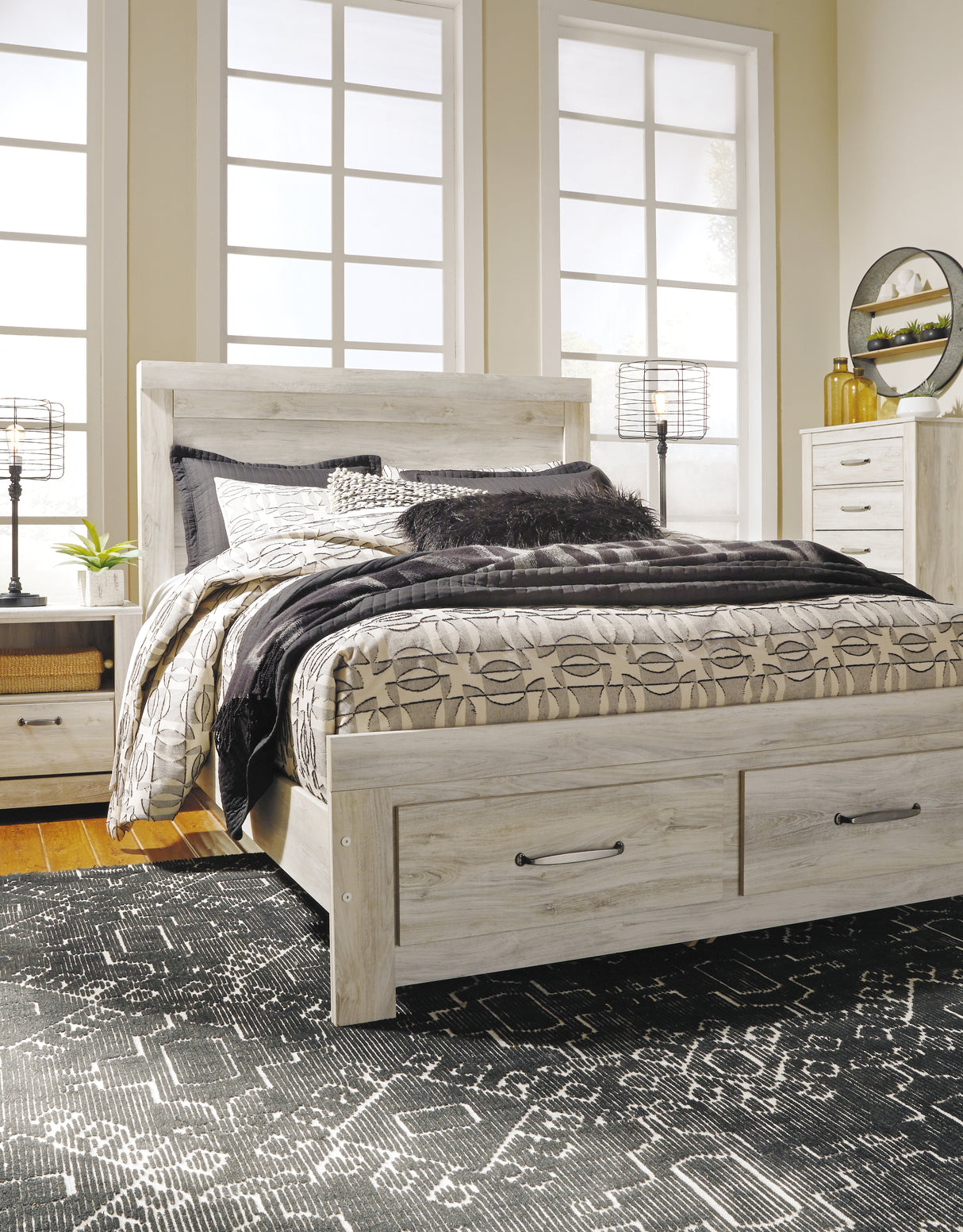 Bellaby Queen Platform Bed with 2 Storage Drawers (Bed Size: Queen)