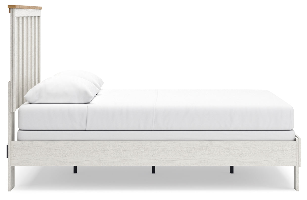 Linnocreek Queen Panel Bed (Bed Size: Queen)