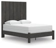 Fraluna Queen Panel Bed (Bed Size: Queen)