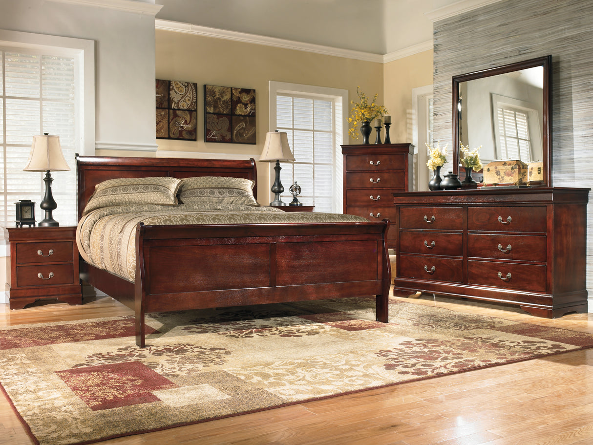 Alisdair King Sleigh Bed (Variation Bed Size: King)