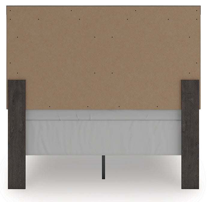 Prendonea Queen Panel Bed (Bed Size: Full)