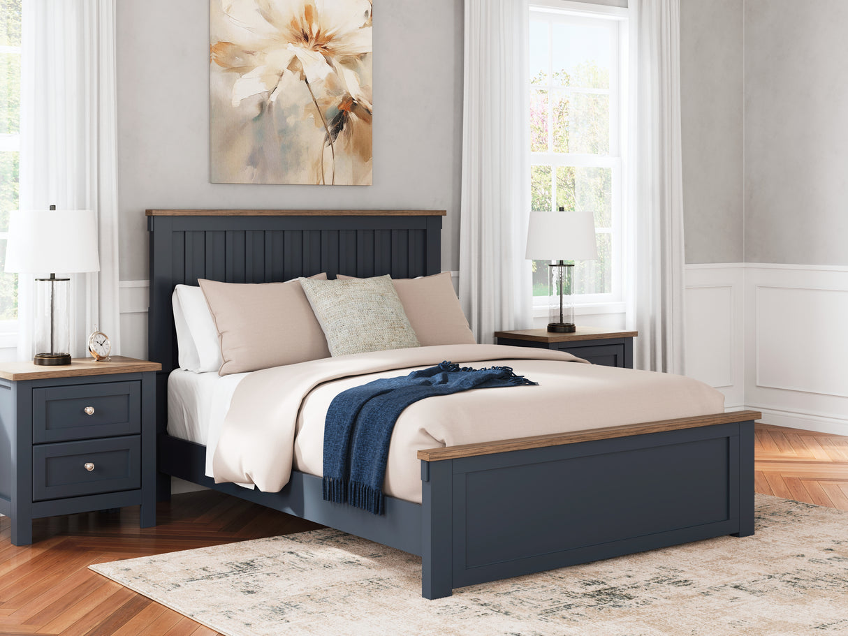 Landocken 7-Piece Queen Panel Bed with Mirrored Dresser, Chest and Nightstand (Queen Panel Footboard with Slats, Queen Panel Headboard, Queen Panel Rails, Dresser, Bedroom Mirror, Chest of Drawers, Nightstand)