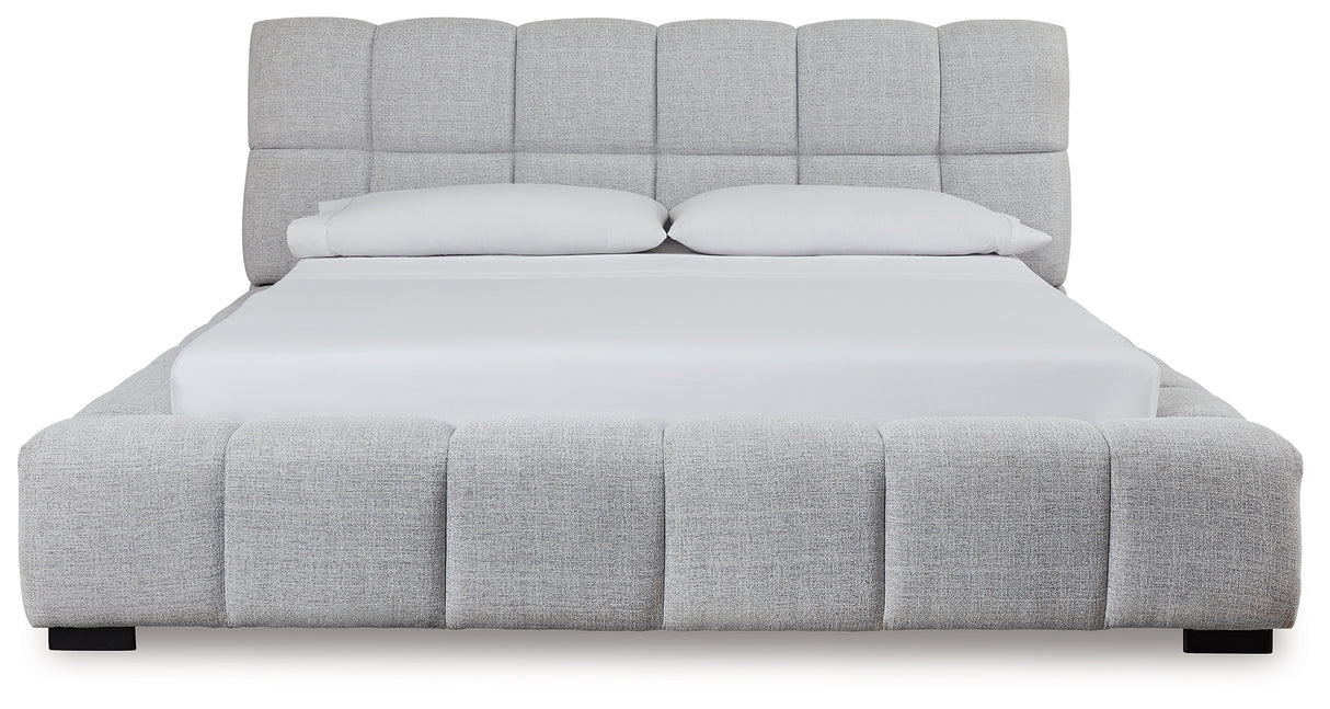 Grendusk Queen Upholstered Bed (Bed Size: California King)