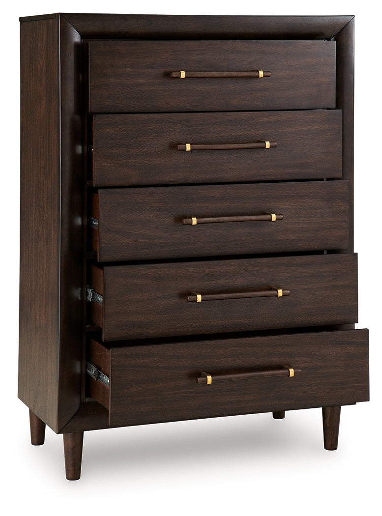 Dantenton Chest of Drawers