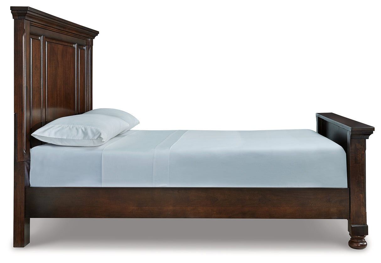 Robbinsdale Queen Panel Bed (Color: Rustic Brown, Bed Size: Queen)