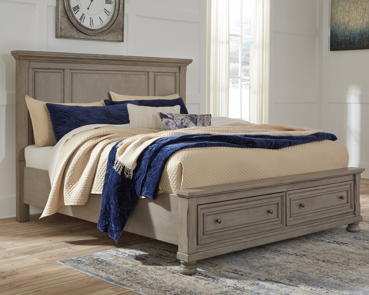 Robbinsdale Queen Panel Storage Bed (Color: Light Gray, Bed Size: California King)