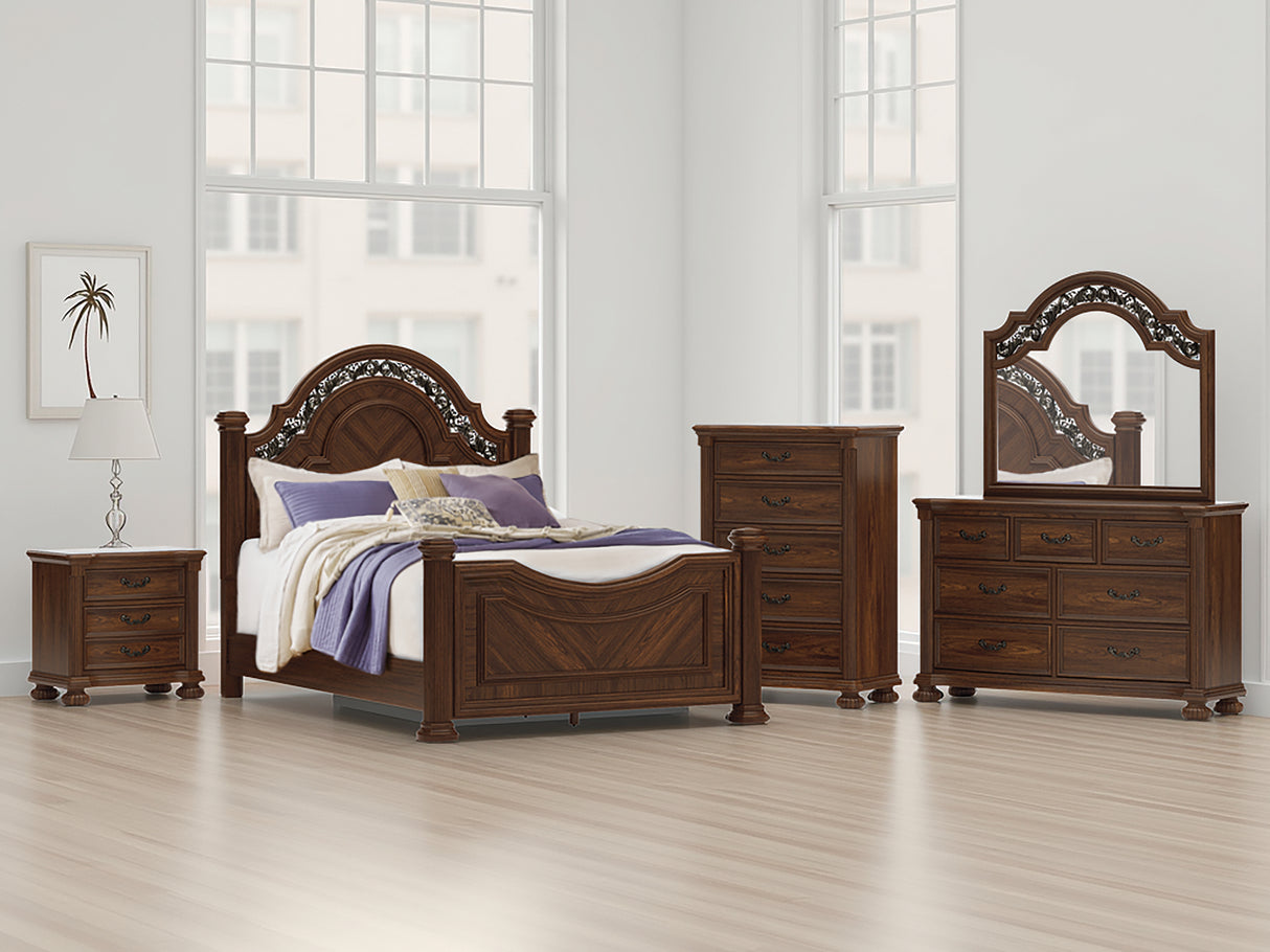 Lavinton Queen Poster Bed (Bed Size: Queen)