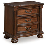 Lavinton King Poster Bed, 2 Chests and Nightstand