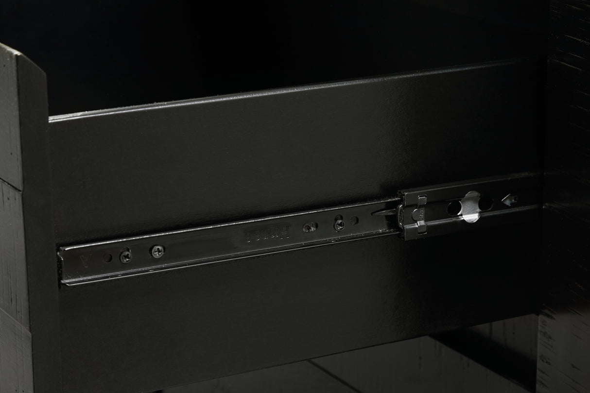 Londer 5-Piece Queen Panel Bed with Mirrored Dresser and Chest (Queen Panel Footboard with Rails, Queen Panel Headboard, Dresser, Bedroom Mirror, Chest of Drawers)