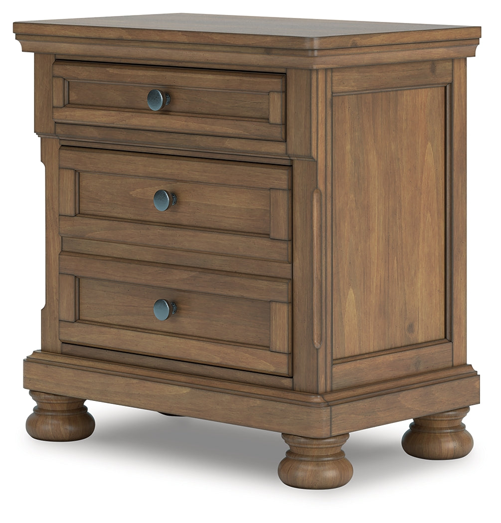 Feddinger 5-Piece King Panel Bed with Dresser and Nightstand (King/California King Panel Footboard, King/California King Panel Headboard, King Panel Rails, Dresser, Nightstand)