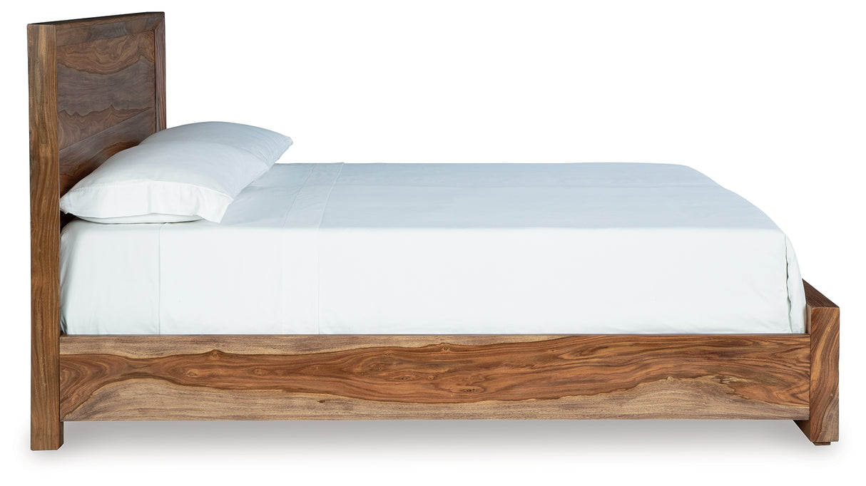 Dressonni Queen Panel Bed (Bed Size: California King)