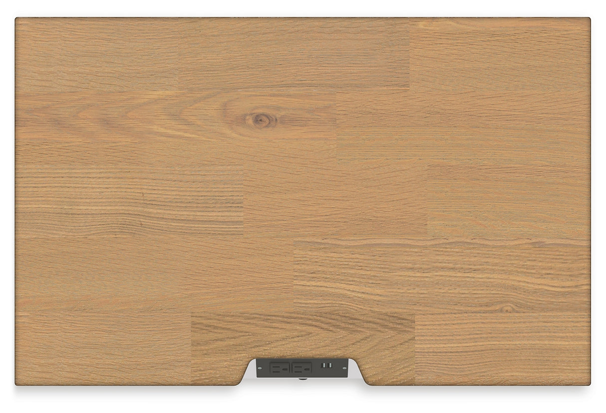 Ashbryn King Panel Bed, Dresser, Mirror and 2 Nightstands