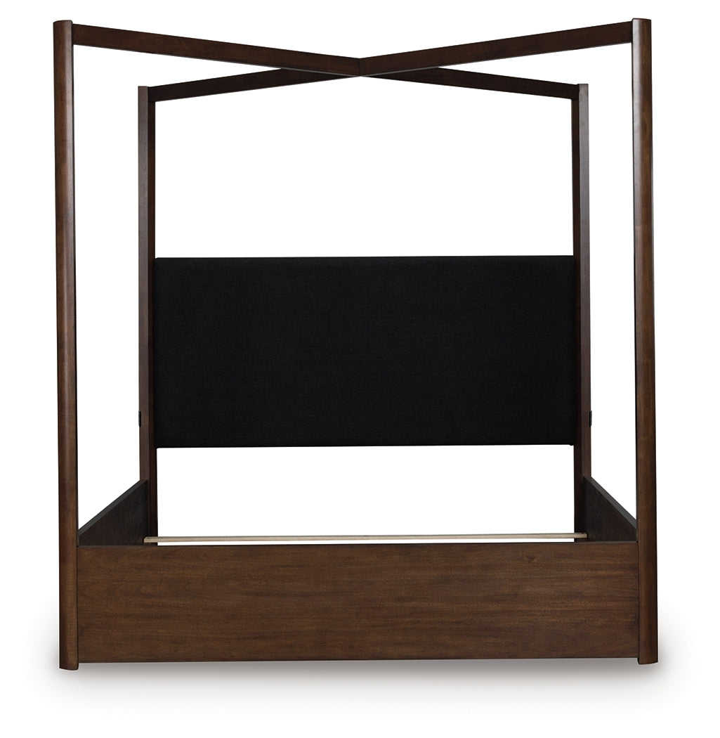 Dilenno 4-Piece King Canopy Bed with Dresser (Queen/King Poster Rails/Posts, King Canopy, King/California King Upholstered Poster Headboard/Footboard/Slats, Dresser)