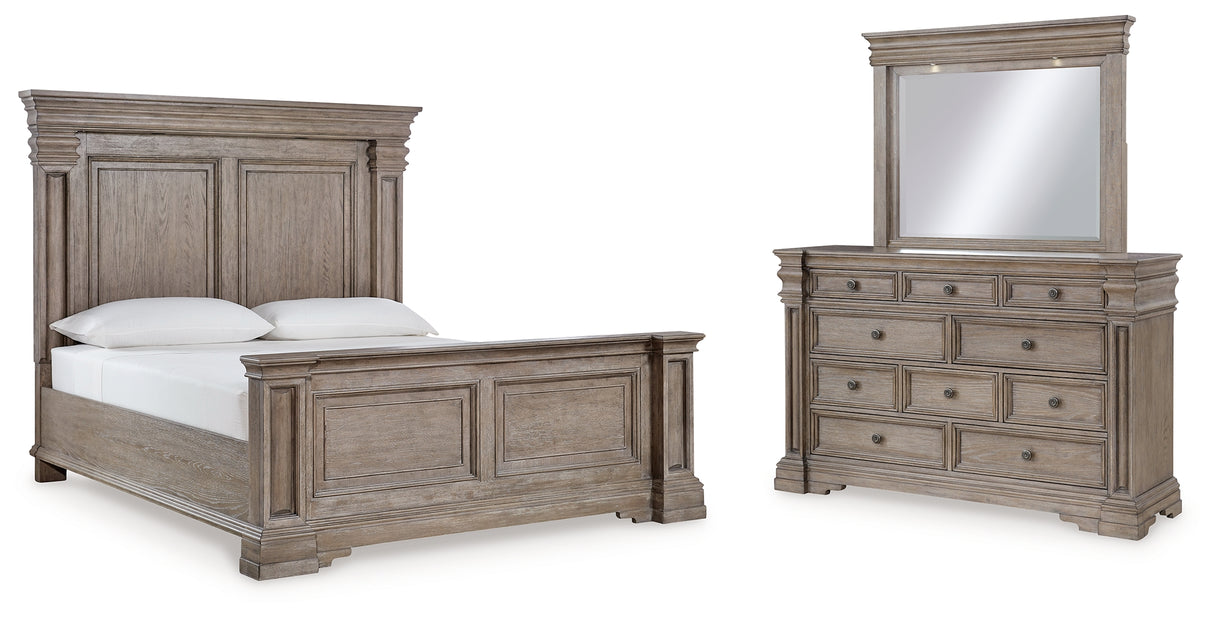 Blairhurst Queen Panel Bed, Dresser and Mirror (Bed Size: Queen)