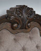 Maylee Queen Upholstered Bed (Bed Size: Queen)