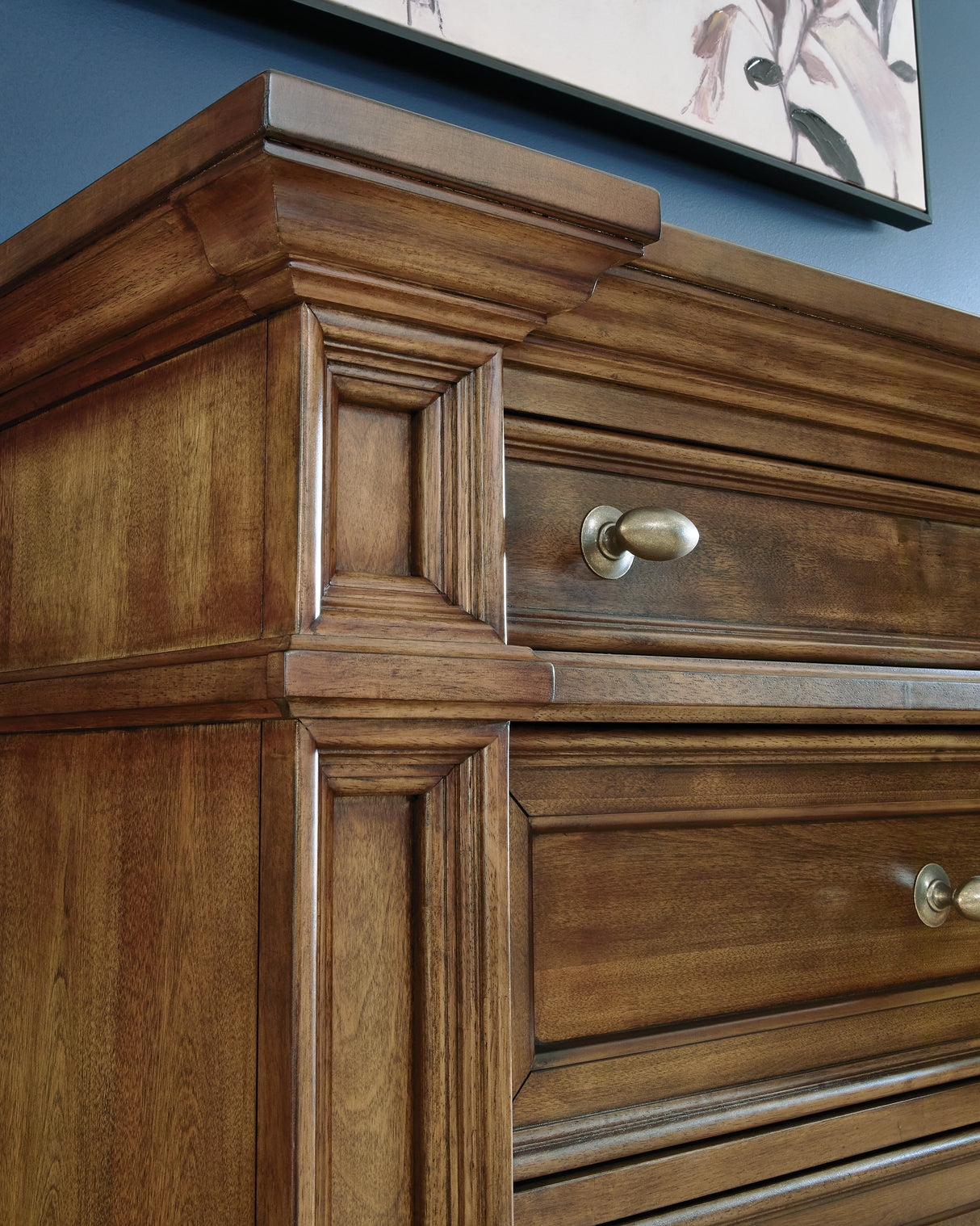 Frantanna Chest of Drawers