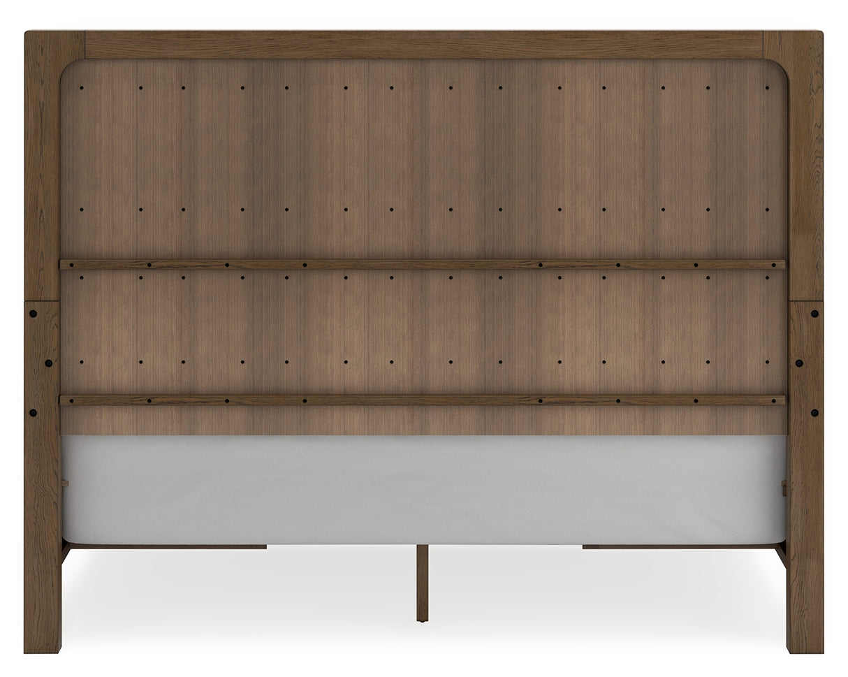 Cabalynn Queen Panel Bed with Storage (Bed Size: California King)