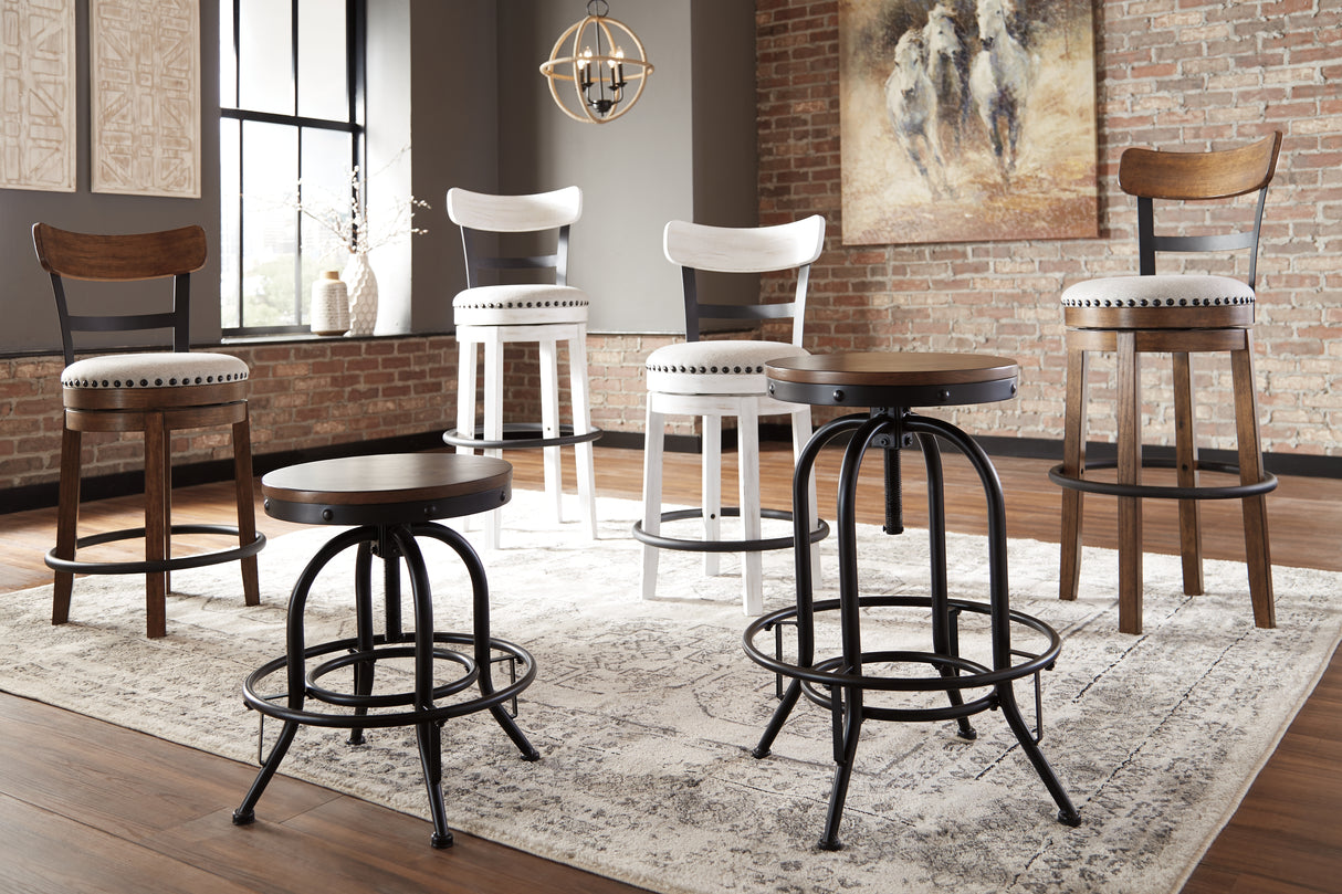 Valebeck Counter Height Bar Stool (Color: White, Barstool Height: Pub/Bar Height)