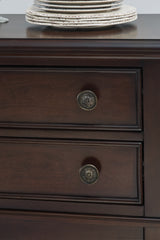 Lavinton Dining Server