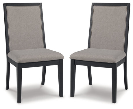 Foyland Dining Chair (Set of 2)