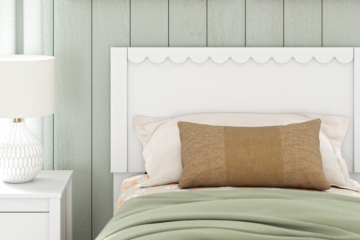 Hallityn Twin Panel Headboard (Bed Size: Twin)