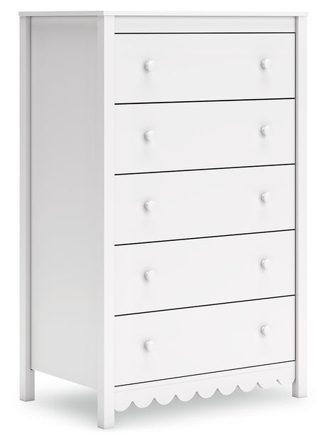 Hallityn Chest of Drawers