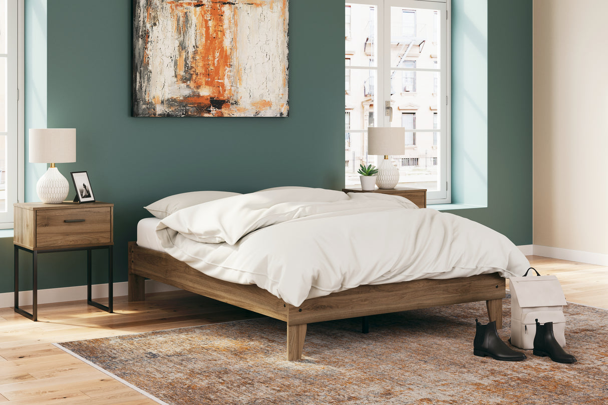 Deanlow Full Platform Bed (Variation Bed Size: Full)