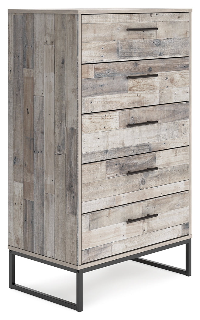 Neilsville Chest of Drawers (Color: Whitewash)