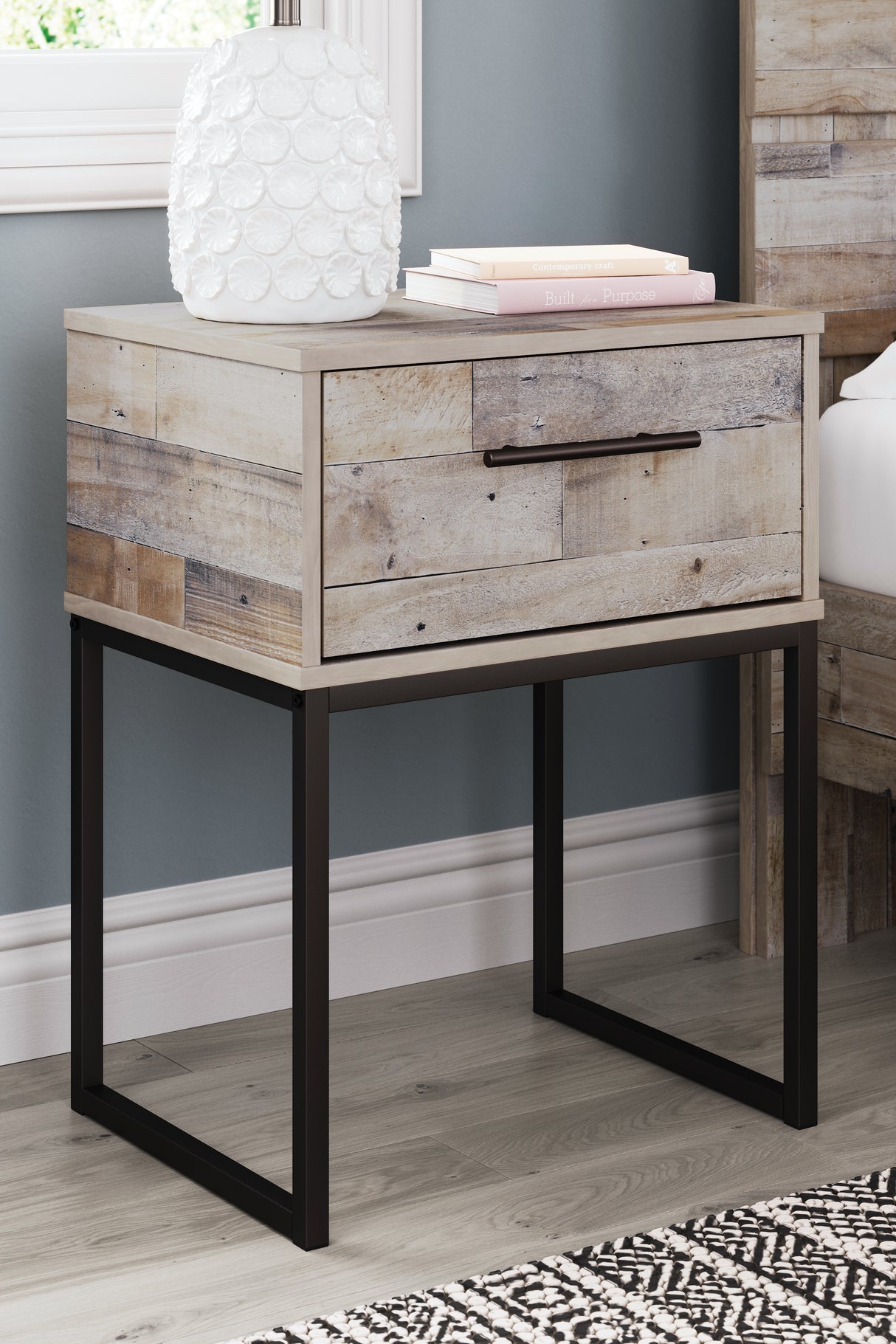 Neilsville Nightstand (Variation Color: Whitewash)