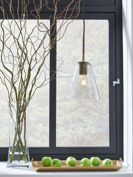 Collbrook Pendant Light (Color: Clear/Brass)