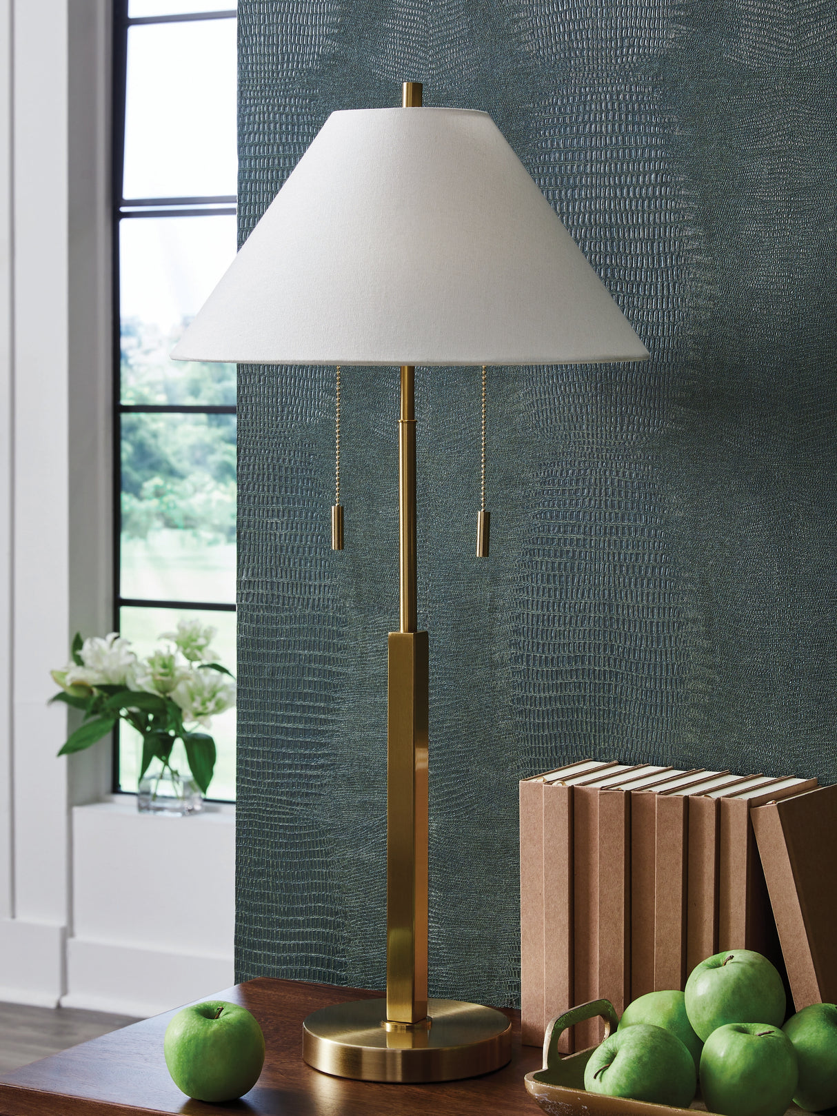 Haigwood Table Lamp