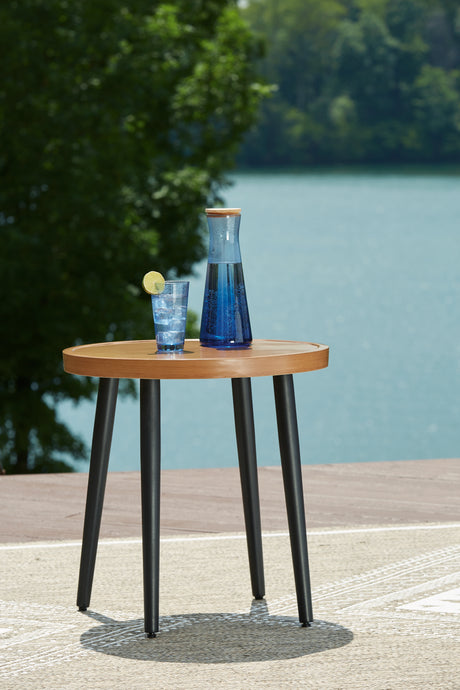 Horizon Hall Outdoor End Table