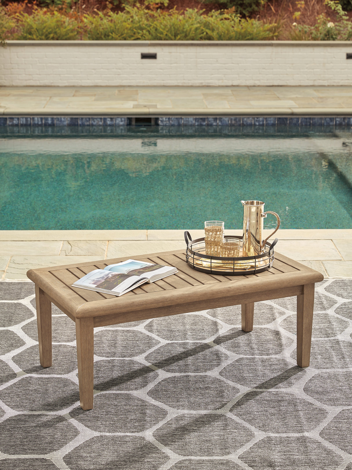 Gerianne 3-Piece Outdoor Coffee Table with 2 End Tables (Coffee Table, End Table, End Table)