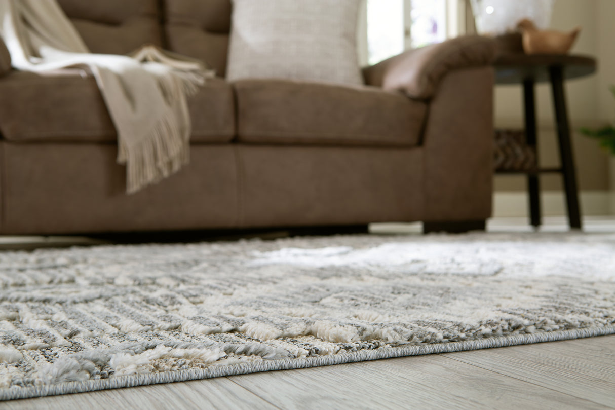 Monwick 5'3" x 7'3" Rug (Variation Rug Size: 5' x 7')