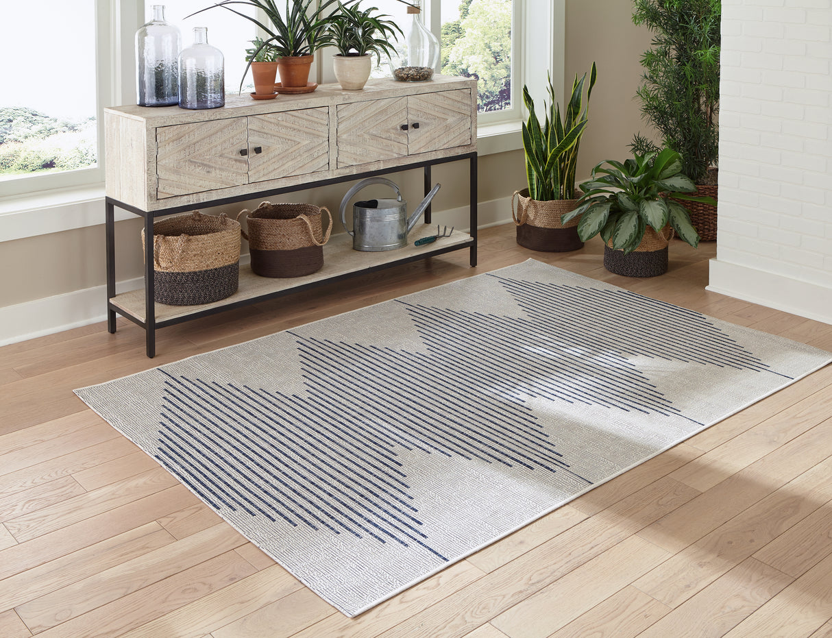 Alverno 5'3" x 7'7" Rug (Variation Rug Size: 5' x 8')