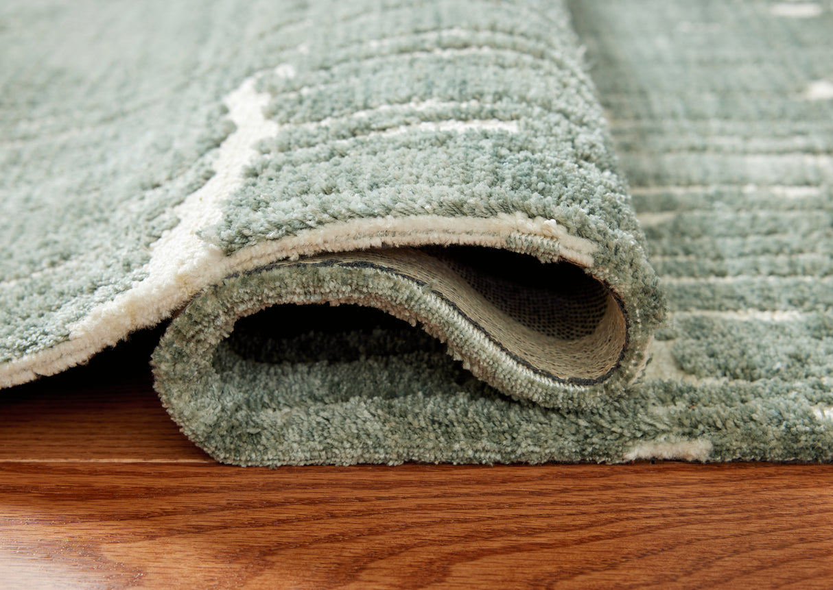 Cayworth 5' x 7' Rug (Rug Size: 5' x 7')