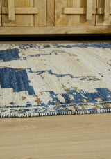 Varnler 5' x 7' Rug (Rug Size: 5' x 7')