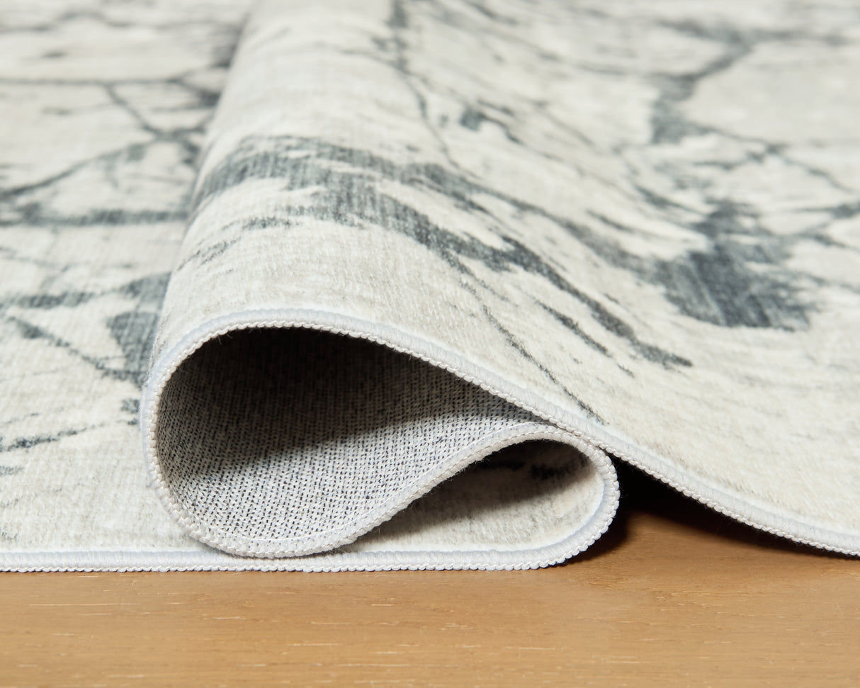 Tobinbury Washable 5' x 7' Area Rug (Rug Size: 5' x 7')