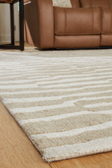 Corrbell 5' x 7' Area Rug (Rug Size: 5' x 7')