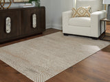 Bachus 5'3" x 7' Area Rug (Rug Size: 5' x 7')