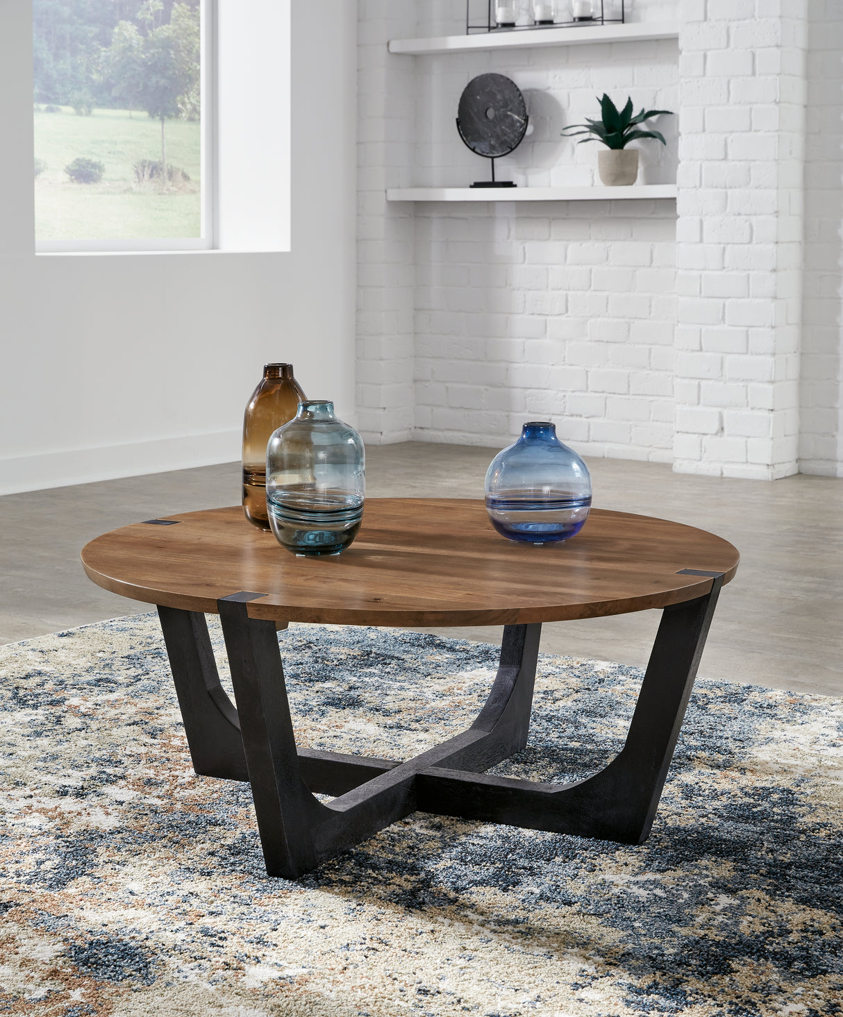 Hanneforth Coffee Table and 2 End Tables