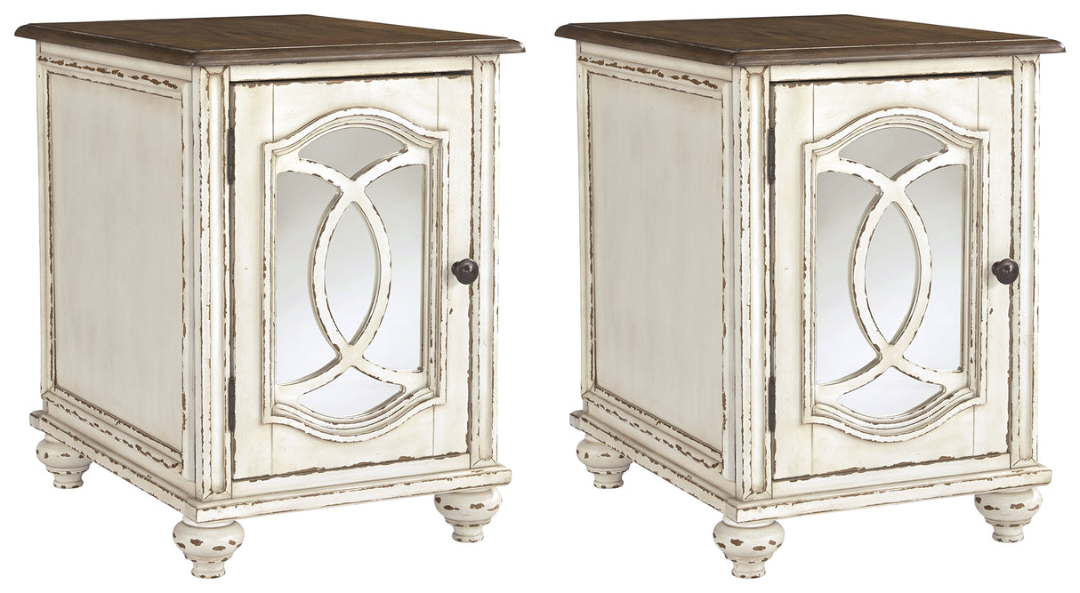 Realyn 2-Piece 2 End Tables (Chairside End Table, Chairside End Table)