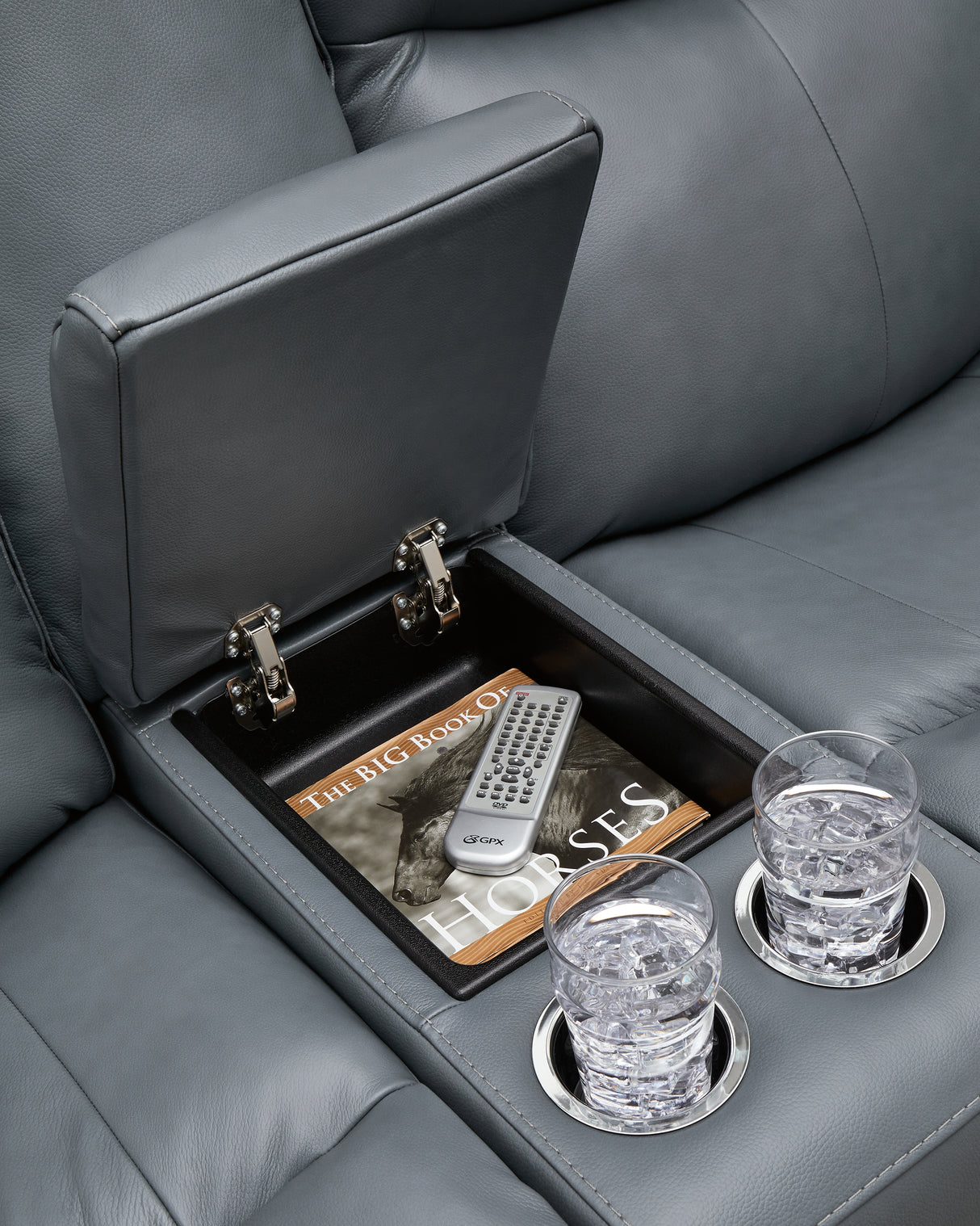 Mindanao 3-Piece Sofa, Loveseat and Recliner (Power Reclining Sofa, Power Reclining Loveseat with Console, Power Recliner)